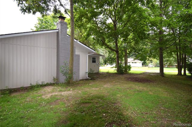 58085 DULWICH, Washington Township, MI 48094