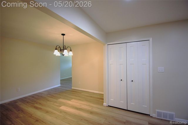 58085 DULWICH, Washington Township, MI 48094
