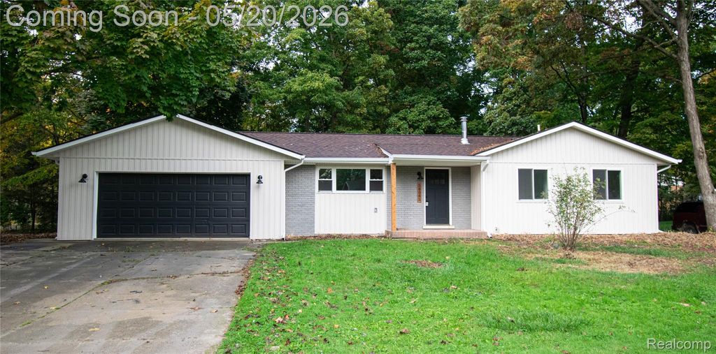 58085 DULWICH, Washington Township, MI 48094