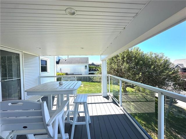 249 Tuckerman Avenue 5, Middletown, RI 02842