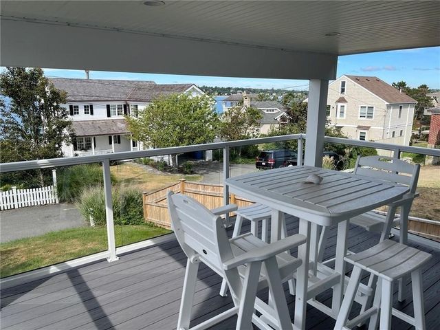 249 Tuckerman Avenue 5, Middletown, RI 02842