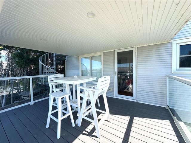 249 Tuckerman Avenue 5, Middletown, RI 02842