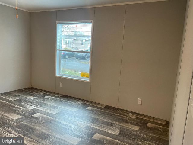 49 JUMP PL, Kearneysville, WV 25430