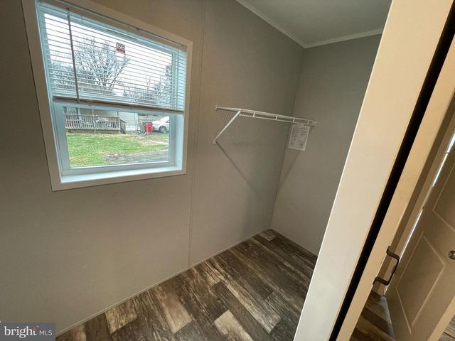 49 JUMP PL, Kearneysville, WV 25430