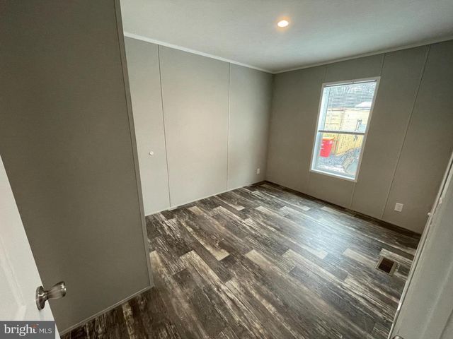 49 JUMP PL, Kearneysville, WV 25430
