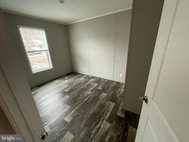 49 JUMP PL, Kearneysville, WV 25430