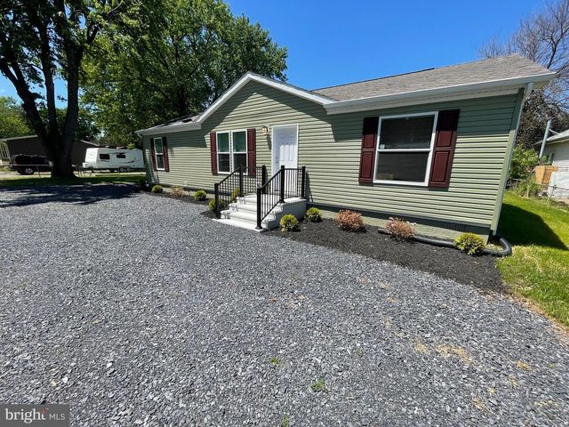 49 JUMP PL, Kearneysville, WV 25430