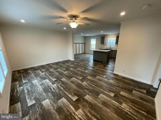 49 JUMP PL, Kearneysville, WV 25430
