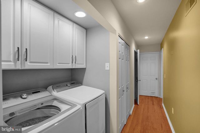 313 ACORN CIR, Lebanon, PA 17042