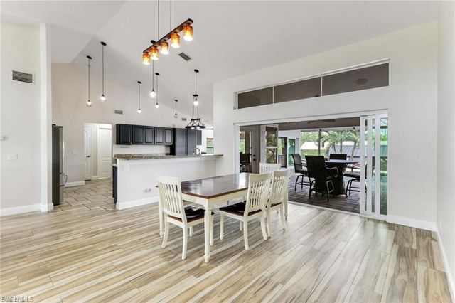 2013 Everest PKWY, Cape Coral, FL 33904