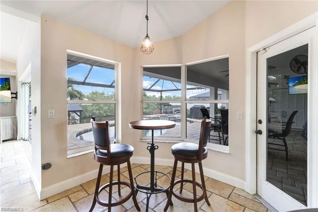 2013 Everest PKWY, Cape Coral, FL 33904