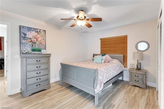 2013 Everest PKWY, Cape Coral, FL 33904