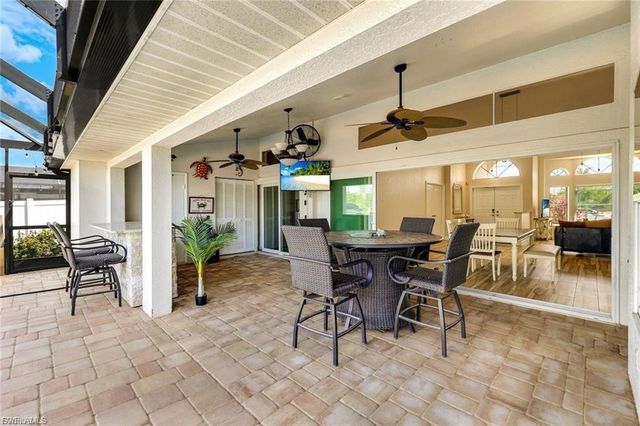 2013 Everest PKWY, Cape Coral, FL 33904