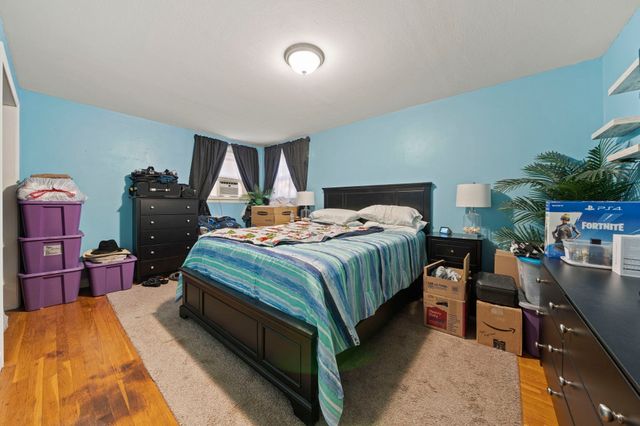 247 Howard St, Brockton, MA 02302