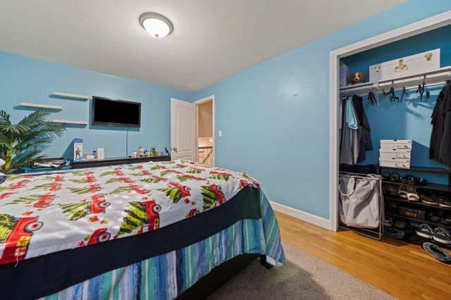247 Howard St, Brockton, MA 02302