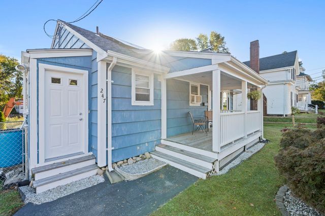 247 Howard St, Brockton, MA 02302