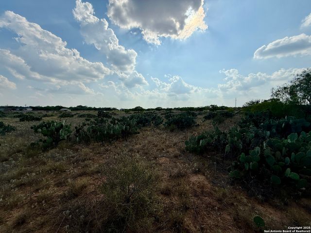 TBD LOT 62 E Cr 1647, Moore, TX 78057
