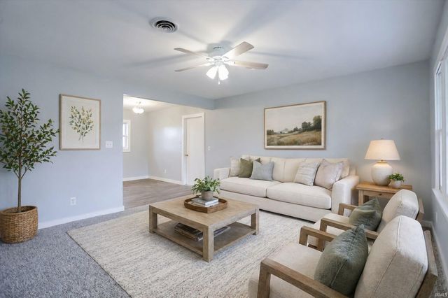 2207 S Fairview Drive, Shelbyville, IN 46176