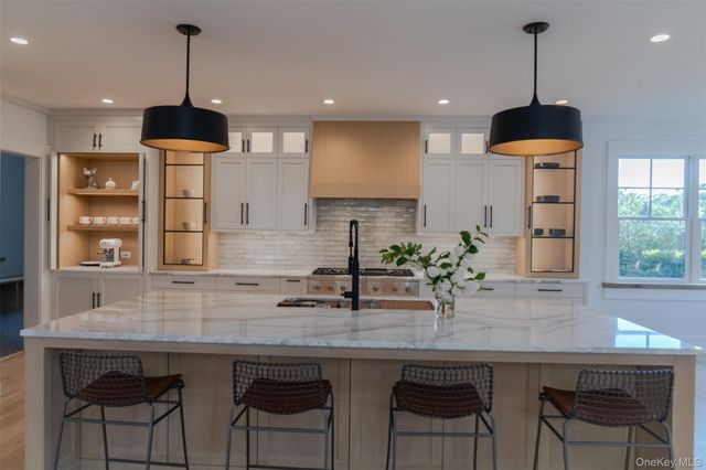 465 Ripple Water Lane, Southold, NY 11971