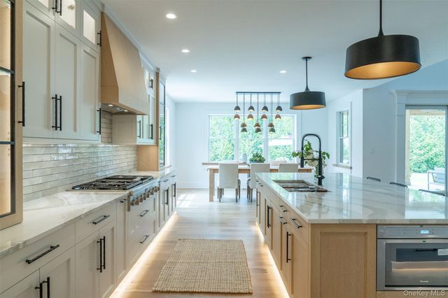 465 Ripple Water Lane, Southold, NY 11971