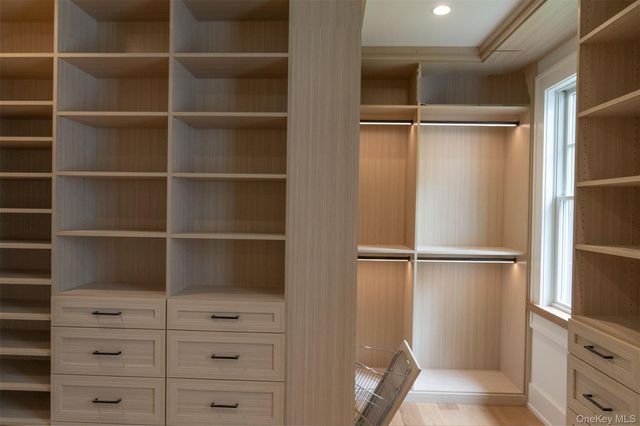 465 Ripple Water Lane, Southold, NY 11971