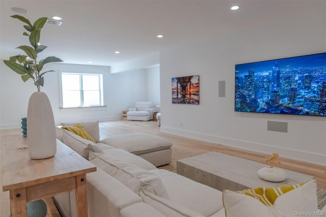 465 Ripple Water Lane, Southold, NY 11971