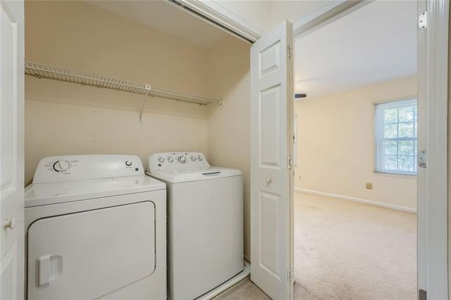 594 Harcourt Place SE, Marietta, GA 30067