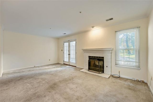 594 Harcourt Place SE, Marietta, GA 30067