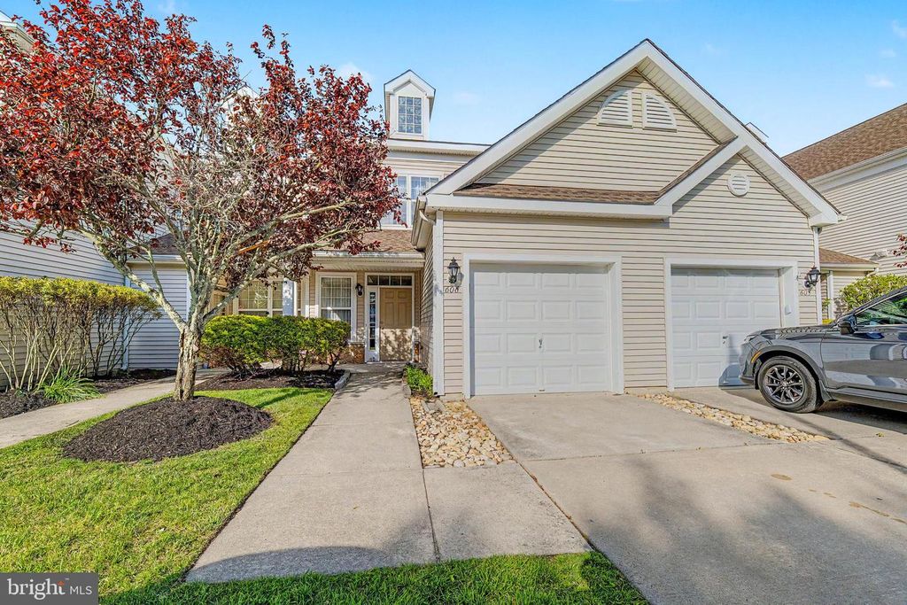 606 LONDON COURT II, Egg Harbor Twp, NJ 08234