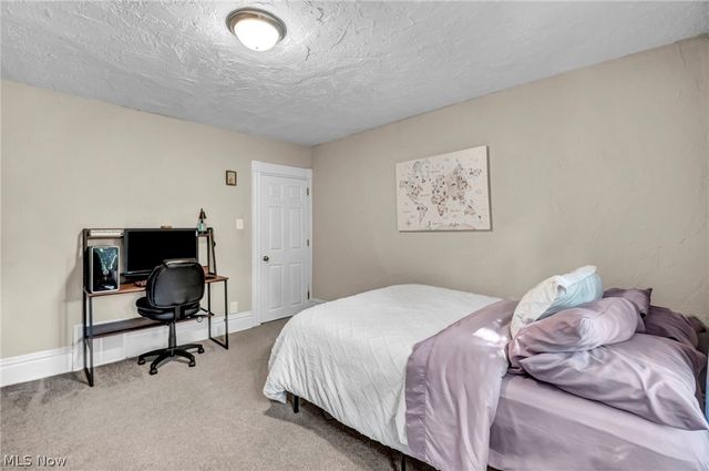 695 N Saint Clair Street, Painesville, OH 44077