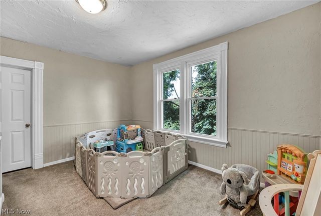 695 N Saint Clair Street, Painesville, OH 44077
