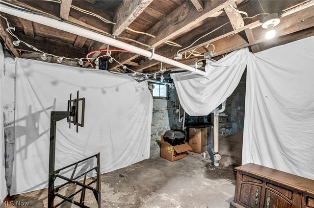 695 N Saint Clair Street, Painesville, OH 44077