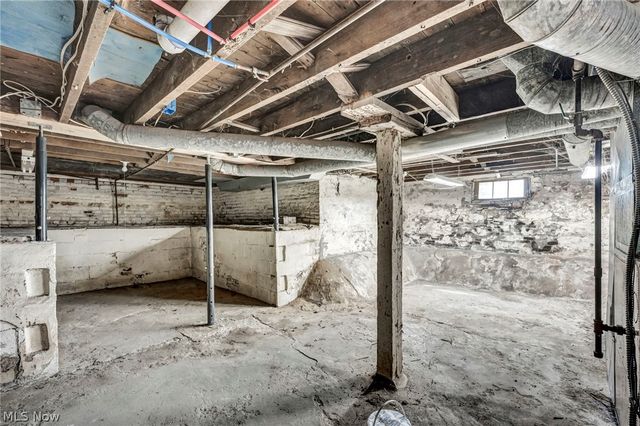 695 N Saint Clair Street, Painesville, OH 44077
