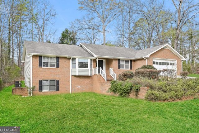 902 Hickory Nut Lane, Lawrenceville, GA 30043