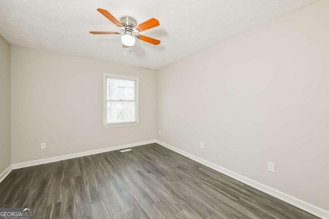 902 Hickory Nut Lane, Lawrenceville, GA 30043