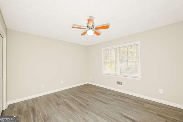 902 Hickory Nut Lane, Lawrenceville, GA 30043