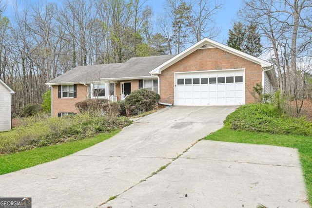 902 Hickory Nut Lane, Lawrenceville, GA 30043