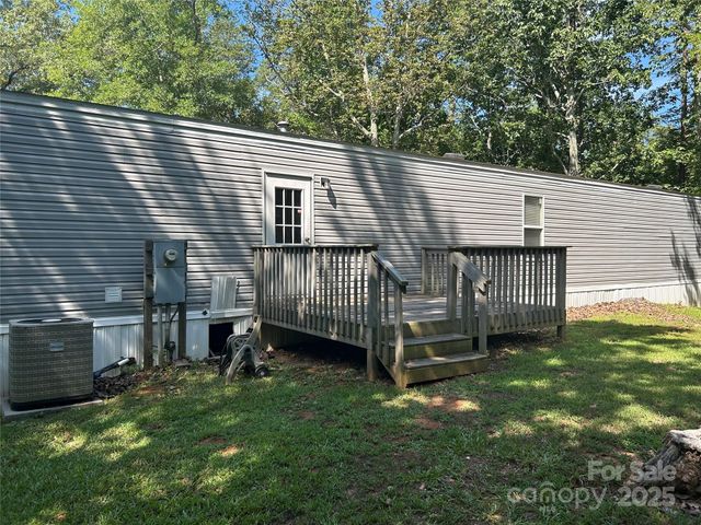 327 Bear Creek Road, Blacksburg, SC 29702