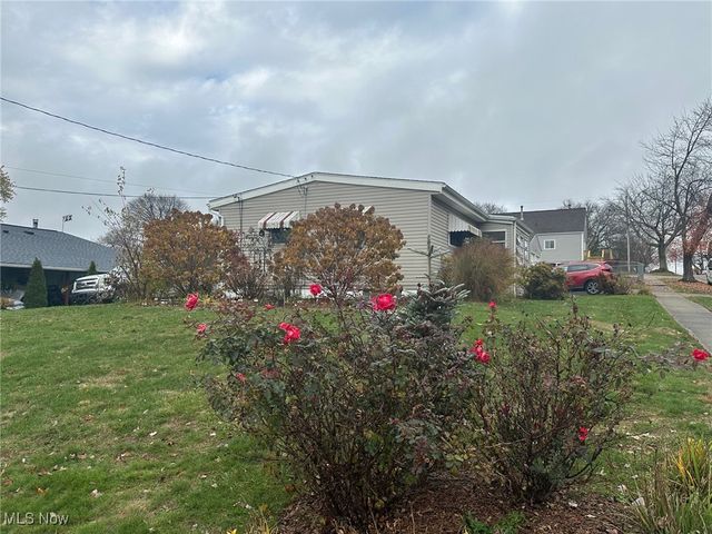 2912 Clearfield Avenue, Akron, OH 44314