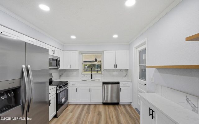 3608 FORTUNA Drive, Orange Park, FL 32065