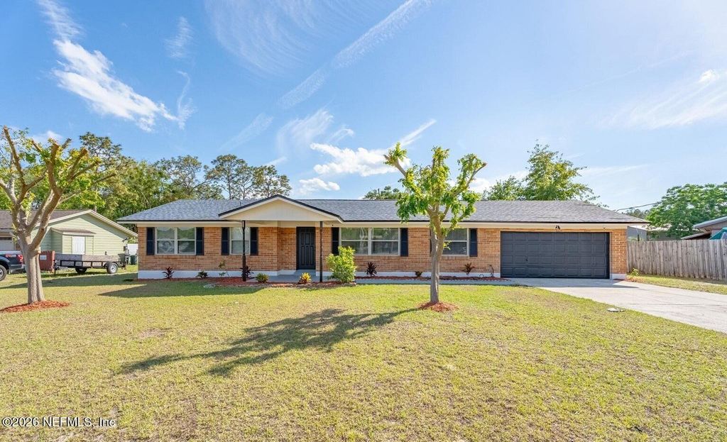 3608 FORTUNA Drive, Orange Park, FL 32065