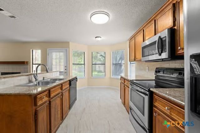 906 Tanner Road, Copperas Cove, TX 76522