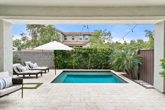 21055 W ELM WAY Court, Buckeye, AZ 85396