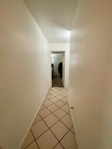 9654 Timothy Court, Delhi, CA 95315