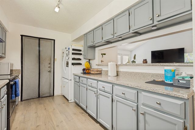 106 E Apollo Road, Garland, TX 75040