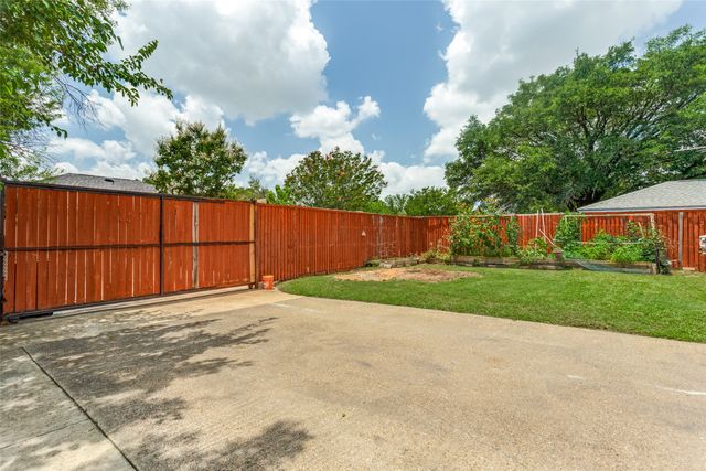 106 E Apollo Road, Garland, TX 75040