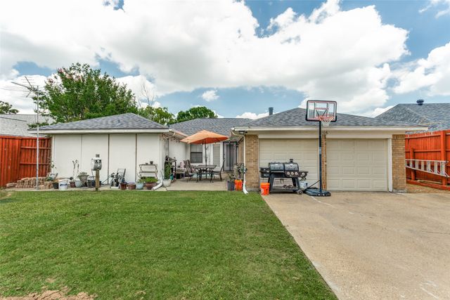 106 E Apollo Road, Garland, TX 75040