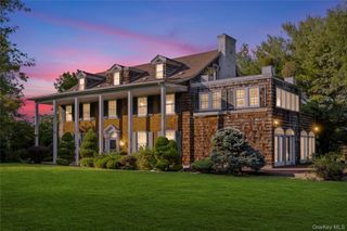 175 Burton Lane, Lawrence, NY 11559