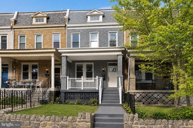 4217 3RD ST NW, Washington, DC 20011