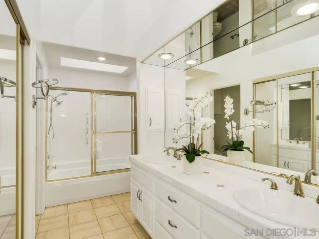 4708 Galicia Way, Oceanside, CA 92056